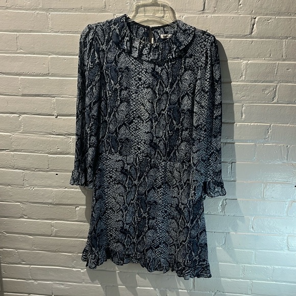 REFORMATION DRESS - Picture 1 of 8